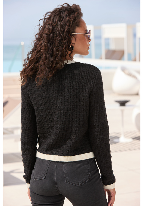 Bild: Strickjacke von LASCANA: Strickjacke von Lascana mit hoch geschlossenem Rundhals. Farblich abgesetzte Abschlüsse. Verschlussleiste mit Knöpfen in matter Optik. Mit Ziertaschen. Normale Passform. Pflegeleichte Strickqualität mit Baumwolle.