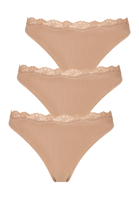 Bild: String von LASCANA: Lascana Strings im 3er-Pack. Mit zarter Spitze am Taillenbündchen. Flache Einfassungen an den Beinausschnitten. Aus weicher Baumwoll-Stretch-Qualität.