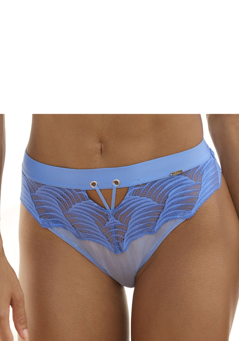 Bild: String von LASCANA: Modischer String mit breitem Bund und Bänder-Optik. Rundherum aus dezent transparenter, modischer Spitze. Mit eingearbeitetem Baumwollzwickel. Mit passenden BHs aus der gleichen Serie erhältlich. Mit Liebe & Leidenschaft in Hamburg kreiert. Obermaterial: 91% Polyamid, 9% Elasthan.