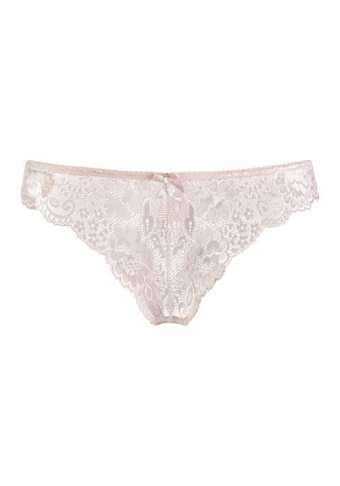 Bild: String von LASCANA: Verspielter String von Lascana aus foraler Spitze. Kleine Zierschleife in der Mitte vorn. Baumwollzwickel für viel Tragekomfort. Weiche, elastische Qualität.