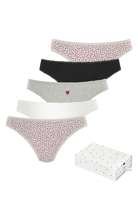 Bild: String von LASCANA: Strings im 5er-Pack von Lascana. In der Heart-Edition mit süßen Herzchen-Prints und Spitzendetails. Aus weicher, elastischer Baumwoll-Qualität.