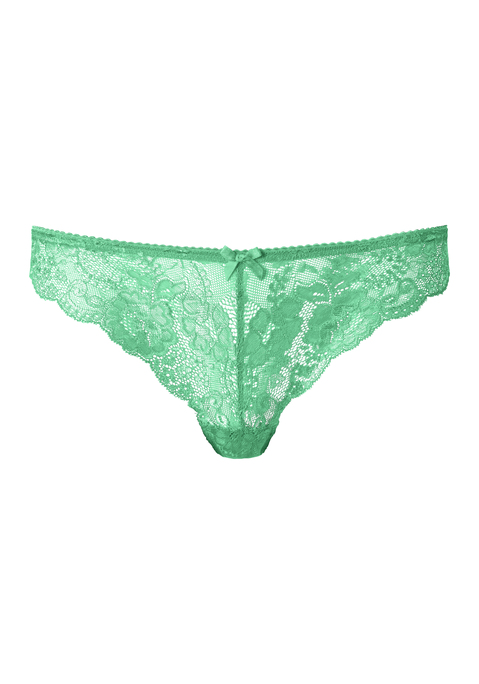 Bild: String von LASCANA: Verspielter String von Lascana aus foraler Spitze. Kleine Zierschleife in der Mitte vorn. Baumwollzwickel für viel Tragekomfort. Weiche, elastische Qualität.