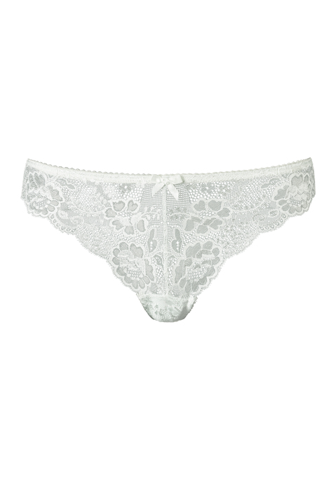 Bild: String von LASCANA: Verspielter String von Lascana aus foraler Spitze. Kleine Zierschleife in der Mitte vorn. Baumwollzwickel für viel Tragekomfort. Weiche, elastische Qualität.