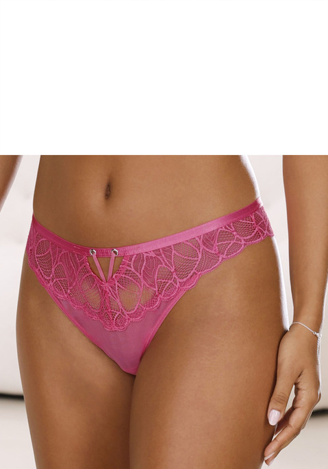 Bild: String von LASCANA: Sorgt für den perfekten Sitz und für ein optisches Highlight! Der schicke String von Lascana begeistert mit seiner elastischen Spitze, die deinen Po in einen sexy Rahmen setzt. Dabei wirkt der leicht transparente Look sehr verführerisch. Ganz raffiniert unterstreicht die kleine Schnürung an der Vorderseite das feminine Design des Höschens. Der Tragekomfort wird durch einen eingenähten Baumwollzwickel gesichert. Der Slip gibt dir den ganzen Tag ein gutes Gefühl auf der Haut. Mit seinen aufregenden Details wird der String für dich schnell zum neuen Lieblingsstück, das deine Reize super zur Geltung bringt. Aus 84% Polyamid, 16% Elasthan