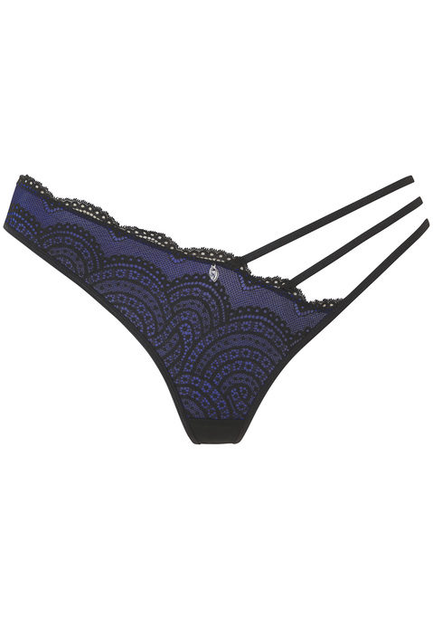 Bild: String von LASCANA: Femininer String aus dezent transparenter Spitze. Verführerische Bänder-Optik an der Seite. Mit eingearbeitetem Baumwollzwickel. Mit Spitze gefertigt, die anteilig recyceltes Polyamid enthält. Passender BH erhältlich, um dein Dessous-Set zu vervollständigen. Aus 88% Polyamid, 12% Elasthan.