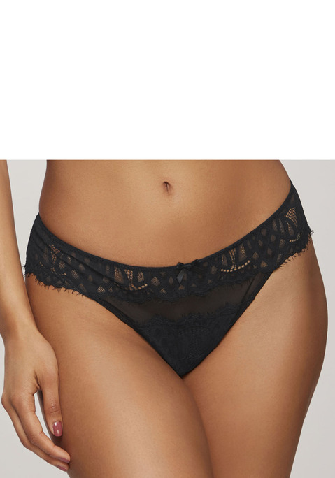Bild: String von LASCANA: Femininer String anteilig aus recyceltem Material. Rundherum aus filigraner Spitze und transparentem Mesh. Mit eingearbeitetem Baumwollzwickel. Mit einem passenden BH aus der gleichen Serie erhältlich. Mit Liebe & Leidenschaft in Hamburg kreiert. Obermaterial: 87% Polyamid, 13% Elasthan.