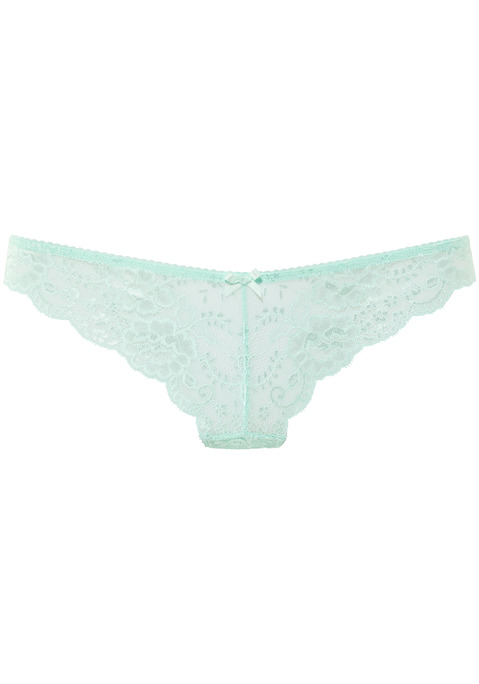 Bild: String von LASCANA: Verspielter String von Lascana aus foraler Spitze. Kleine Zierschleife in der Mitte vorn. Baumwollzwickel für viel Tragekomfort. Weiche, elastische Qualität.