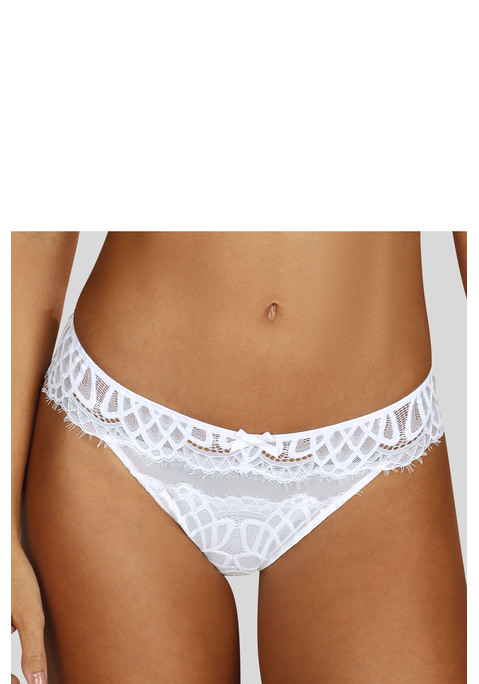 Bild: String von LASCANA: Femininer String anteilig aus recyceltem Material. Rundherum aus filigraner Spitze und transparentem Mesh. Mit eingearbeitetem Baumwollzwickel. Mit einem passenden BH aus der gleichen Serie erhältlich. Mit Liebe & Leidenschaft in Hamburg kreiert. Obermaterial: 87% Polyamid, 13% Elasthan.