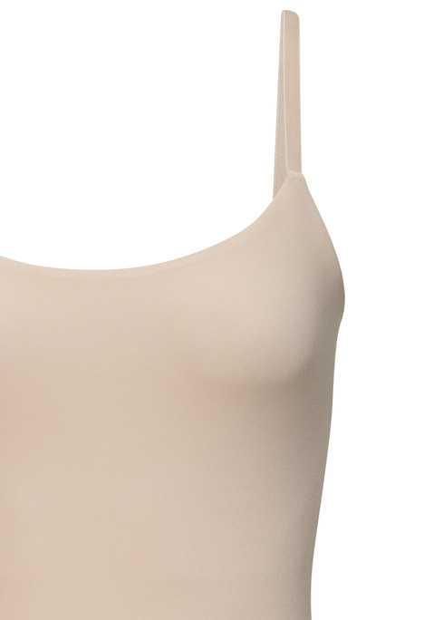 Bild: Stringbody von LASCANA: Stringbody von Lascana. Verstellbare BH-Träger. Druckknopf-Verschluss. Unsichtbare Nahtverarbeitung. Microfaser mit weichem Griff.