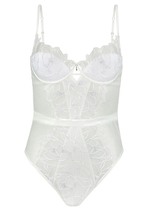 Bild: Stringbody von LASCANA: Edler Stringbody mit stützenden Bügeln. Aus leicht transparenter Spitze mit feinen Glitzerdetails und schimmerndem Soft-Mesh. Individuell verstellbare Träger sowie Rückenverschluss. Passender Strumpfhalter aus der gleichen Serie erhältlich. Mit Liebe & Leidenschaft in Hamburg kreiert. Sexy Dessous. Spitzen-Dessous. Romantische Dessous. Verspielte Dessous. Obermaterial: 66% Polyamid, 30% Polyester, 4% Elasthan.