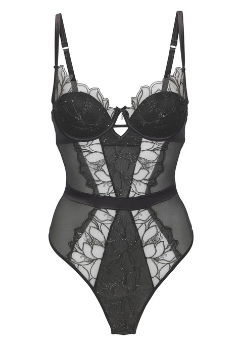 Bild: Stringbody von LASCANA: Edler Stringbody mit stützenden Bügeln. Aus leicht transparenter Spitze mit feinen Glitzerdetails und schimmerndem Soft-Mesh. Individuell verstellbare Träger sowie Rückenverschluss. Passender Strumpfhalter aus der gleichen Serie erhältlich. Mit Liebe & Leidenschaft in Hamburg kreiert. Sexy Dessous. Spitzen-Dessous. Romantische Dessous. Verspielte Dessous. Obermaterial: 66% Polyamid, 30% Polyester, 4% Elasthan.
