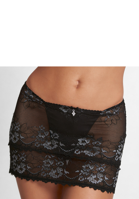 Bild: Stringrock von LASCANA: Verführerischer Stringrock mit hübschem Glitzeraccessoire und Zierschleife vorne mittig. Rundherum aus edler, floraler Spitze in dezent transparenter Optik. Im Spitzenrock ist ein feiner Mesh-String dezent eingearbeitet. Mit eingearbeitetem Baumwollzwickel. Mit Liebe & Leidenschaft in Hamburg kreiert. Aus 82% Polyamid, 9% Elasthan, 9% Viskose.
