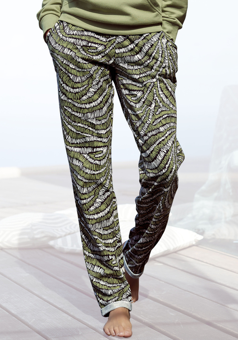 Bild: Sweathose von LASCANA: Bequeme Sweatpants von Lascana. Eingrifftaschen als praktisches Detail. Lockerer Sitz mit elastischem Tunnelzugbund. Gekrempelter Saum für Style. Ideal als Homewear und für die Straße. Weiche Sweatqualität aus einem Baumwollmischgewebe.