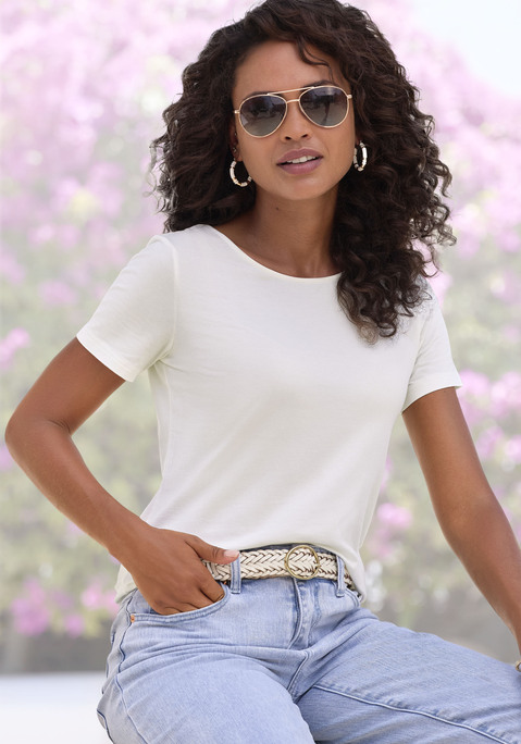 Bild: T-Shirt von LASCANA: Klassisches T-Shirt von Lascana im 2er-Pack. Kurze Ärmel. Mit Rundhals-Ausschnitt. Weiche Jerseyqualität aus Baumwoll und Modal.