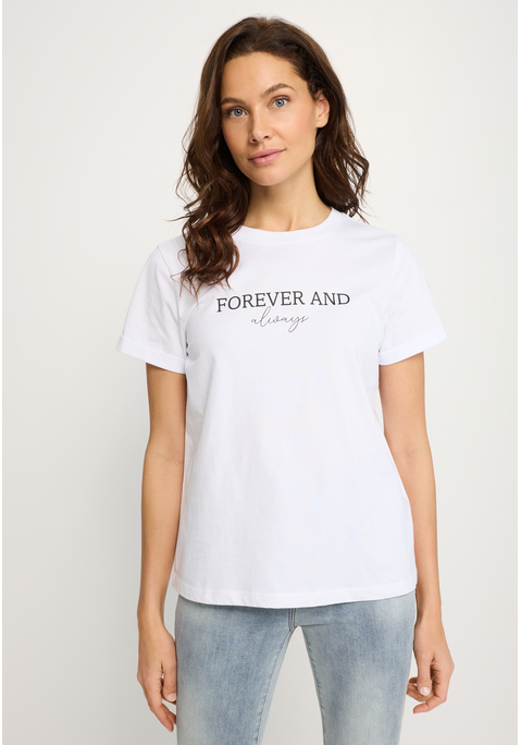 Bild: T-Shirt von LASCANA: Unifarbenes T-Shirt von Lascana mit coolem Schriftzug vorn auf der Brust. Rundhalsausschnitt und gerader Saumabschluss. Gerade Passform. Super für Alltag- und Freizeit-Looks. Weiche Baumwollqualität.