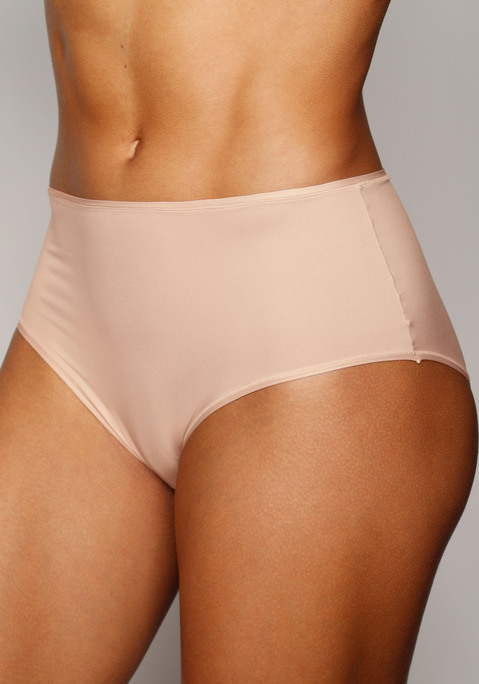 Bild: Taillenslip von LASCANA: Bequemer Taillenslip von Lascana im 2er-Pack. Flache Stretch-Abschlüsse am Taillen- und an den Beinsäumen. Sitzt perfekt und trägt nicht auf. Weiches Material.