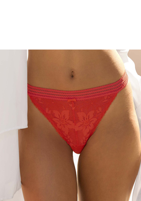 Bild: Tanga von LASCANA: Hübscher Tanga in modischer Schnittform. Rundherum aus elastischer, floraler Jacquardspitze. Mit eingearbeitetem Baumwollzwickel. Passender BH aus der gleichen Serie erhältlich. Mit Liebe & Leidenschaft in Hamburg kreiert. Obermaterial: 87% Polyamid, 13% Elasthan.