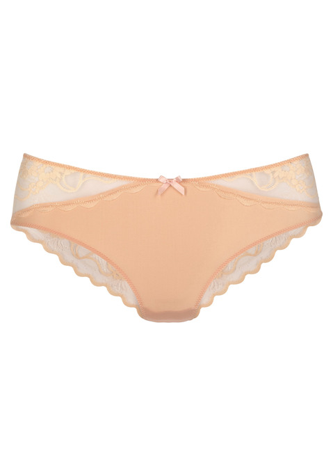 Bild: Tanga von LASCANA: Lascana Slip aus der Wäsche-Serie "Vittoria"  mit Spitzeneinsatz aus hochwertiger Microtouch-Qualität. Der Slip verfügt über eine kleine Zierschleife in der vorderen Mitte sowie einen eingearbeiteten Baumwollzwickel. Außerdem ist ein passender Schalen-BH verfügbar. Aus 90% Polyamid, 10% Elasthan.