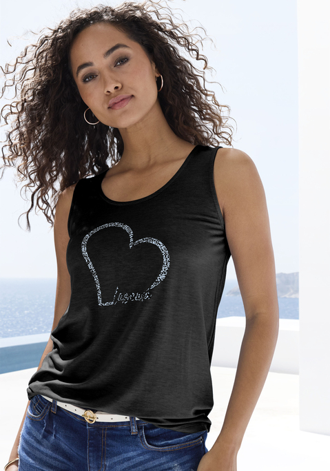 Bild: Trägertop von LASCANA: Tanktop von Lascana. Mit großem Herzprint vorn. Rundhalsausschnitt. Locker fallende Passform mit geradem Saum. Elastische, fließende Viskose-Qualität.