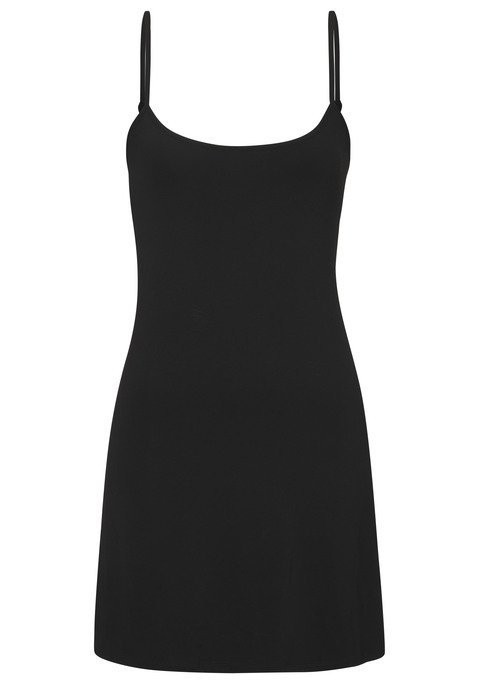 Bild: Unterkleid von LASCANA: Schönes Unterkleid von Lascana. Verstellbare Spaghettiträger. Figurbetonter Schnitt. Ideal als blickdichte Schicht unter transparenten Kleidern. Weiche Microfaser-Qualität.