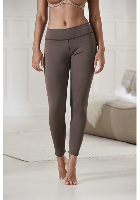 Bild: Thermoleggings von Lavana: Weich gefütterte Thermo-Leggings von Lavana. Hoch geschnitten und kniebeugenfest. Ideal für kältere Tage. Strapazierfähiges 4-Wege-Stretchmaterial.
