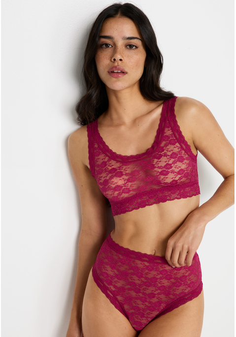 Bild: Bustier von LSCN by LASCANA: Sportliches Bustier von LSCN by Lascana mit floral gemusterter Spitze. Mesh-Futter vorn. Leichter Halt. Vielseitig kombinierbar. Weiche, elastische Qualität.