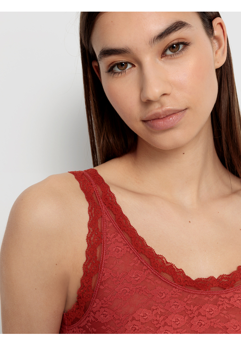 Bild: Bustier von LSCN by LASCANA: Sportliches Bustier von LSCN by Lascana mit floral gemusterter Spitze. Mesh-Futter vorn. Leichter Halt. Vielseitig kombinierbar. Weiche, elastische Qualität.