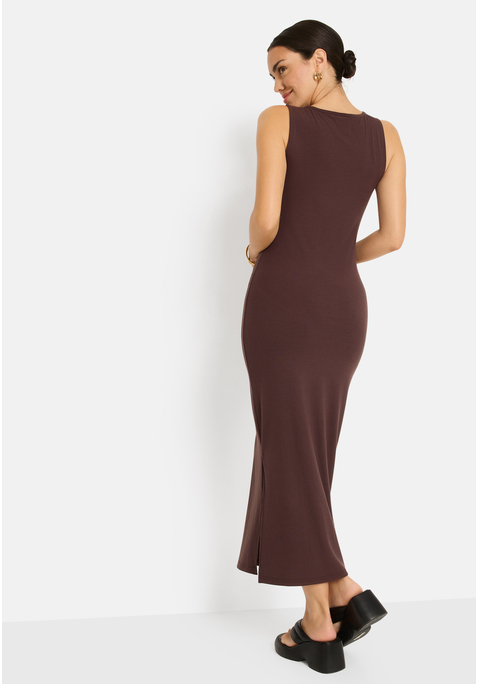 Bild: Maxikleid von LSCN by LASCANA: Unifarbenes ärmelloses Maxikleid von LSCN by Lascana. V-Ausschnitt mit rundem Cut-out-Detail. Bindeband mit Zierperlen vorn am Ausschnitt. Kleiner Seitenschlitz im Rockteil. Sehr figurbetont. Weiche, elastische Rippware.