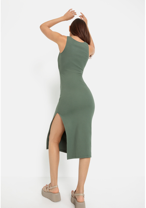 Bild: Midikleid von LSCN by LASCANA: Midikleid von LSCN by Lascana. Tiefer Ausschnitt und Cut-out unterhalb des geknoteten Bustiers. Hoch geschlitzter Rock. Breite Tanktop-Träger, bequeme Passform. Weiche, elastische Baumwoll-Rippware.