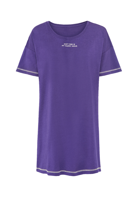 Bild: Nachthemd von LSCN by LASCANA: Bigshirt von LSCN by Lascana. Kleiner Front-, großer Rückenprint. Locker geschnitten. Mit Rundhalsausschnitt. Flatlocknähte an den Ärmeln und am Saum. Angenehm weiche Viskosemischqualität.