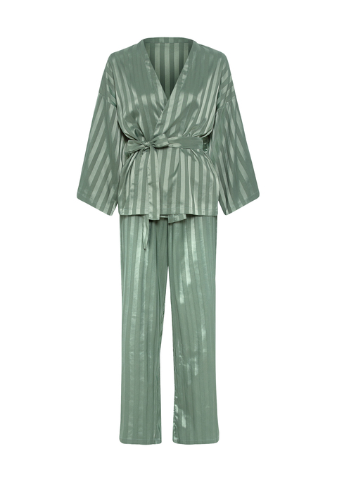 Bild: Pyjama von LSCN by LASCANA: Gestreifter Pyjama mit langer, weiter Hose. Oberteil im Kimono-Sil mit weiten 3/4 Ärmeln und losem Bindegürtel. Aus 97% Polyester, 3% Elasthan.