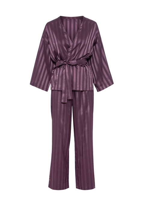 Bild: Pyjama von LSCN by LASCANA: Gestreifter Pyjama mit langer, weiter Hose. Oberteil im Kimono-Sil mit weiten 3/4 Ärmeln und losem Bindegürtel. Aus 97% Polyester, 3% Elasthan.
