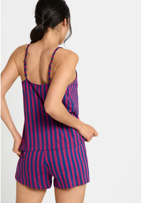 Bild: Shorty von LSCN by LASCANA: So comfy, so cute – der Shorty von LSCN by Lascana ist dein neuer Lieblingsbegleiter für entspannte Nächte und gemütliche Morgen. Das Top mit schmalen Trägern wirkt zart und feminin, während die Shorts mit elastischem Bund und kleiner Schleife nicht nur bequem, sondern auch charmant-verspielt daherkommen. Die angenehme Viskosequalität fühlt sich herrlich weich auf der Haut an und sorgt für ein rundum wohliges Tragegefühl, ob im Bett oder beim Chillen auf der Couch. Mach’s dir schön – mit dem Shorty von LSCN by Lascana.