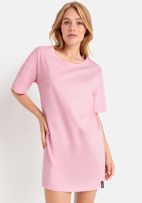 Bild: Sleepshirt von LSCN by LASCANA: Oversized-Sleepshirt von LSCN by Lascana mit überschnittenen Schultern und großem Backprint. Angenehme Baumwoll-Viskosequalität.