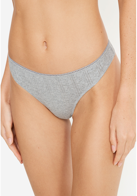 Bild: String von LSCN by LASCANA: Strings von LSCN by Lascana im praktischen 2er-Pack. Schöne Pointelle-Qualität für besonderen Tragekomfort. Niedrige Leibhöhe für einen modernen Look. Angenehmer Sitz dank elastischem Bündchen. Weiches Material aus Baumwolle.