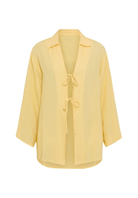 Bild: Tunika von LSCN by LASCANA: Lässige Strand-Tunika von LSCN by Lascana mit langen Ärmeln und Blusenkragen. Vorne offen und mit je zwei Bändern zum Binden versehen. Gerader Saum vorne, hinten abgerundet und tiefer fallend. Trageangenehme Qualität mit Viskose.