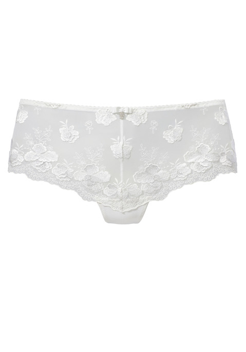 Bild: Panty von Nuance by Lascana: Feminine Panty mit edler Stickereispitze in floraler Optik. Zarte Zierschleife und edles Glitzeraccessoire in der vorderen Mitte. Mit eingearbeitetem Baumwollzwickel. Mit passenden BH's aus der gleichen Serie erhältlich. Mit Liebe & Leidenschaft in Hamburg kreiert. Obermaterial: 83% Polyamid, 17% Elasthan.