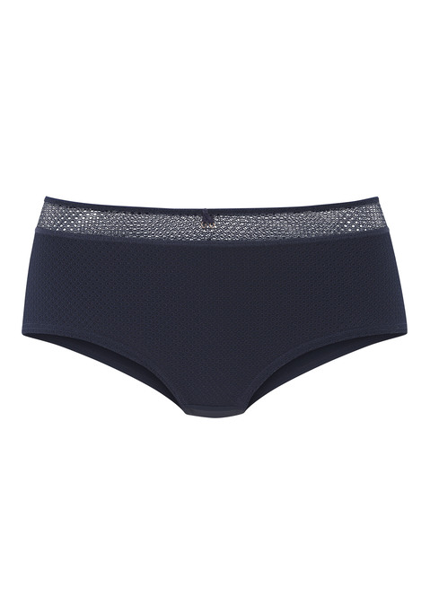 Bild: Panty von Nuance by Lascana: Elegante Panty mit hohem Bund und abdeckender Schnittform. Feine Zierschleife mit Glitzeraccessoire in der vorderen Mitte. Breiter Bund aus dezent transparentem Soft-Mesh. Mit eingearbeitetem Baumwollzwickel. Mit passendem BH aus der gleichen Serie erhältlich. Obermaterial: 85% Polyamid, 15% Elasthan.