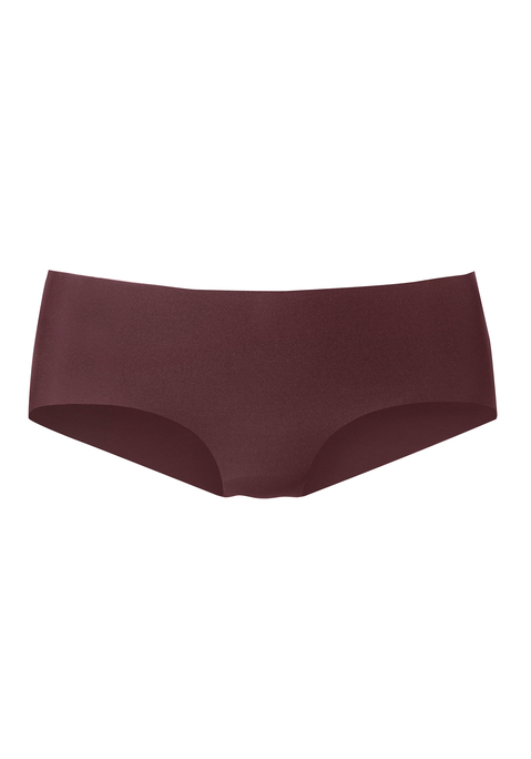 Bild: Panty von Nuance by Lascana: Basic Panty mit extraflachen, geklebten Kanten. Rundherum aus samtig weichem Microtouch-Material. Seamless - ohne störende Näht. Mit eingearbeitetem Baumwollzwickel. Mit Liebe & Leidenschaft in Hamburg kreiert. Aus 67% Polyamid, 33% Elasthan