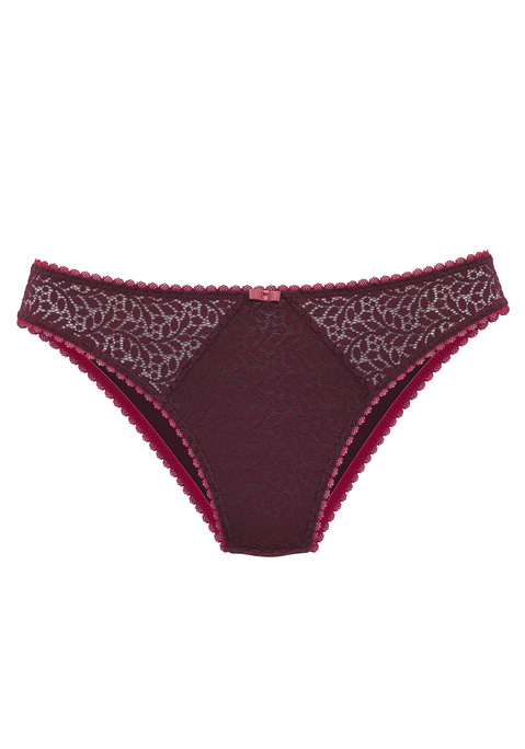 Bild: Slip von Nuance by Lascana: Femininer Slip mit feiner Spitzenborte am Bund und an den Beinausschnitten. Vorn aus edler Spitze, in der Mitte blickdicht unterlegt. Hinten aus weichem Microtouch-Material. Mit eingearbeitetem Baumwollzwickel. Passender BH erhältlich, um dein Wäsche-Set zu vervollständigen. Aus 88% Polyamid, 12% Elasthan.