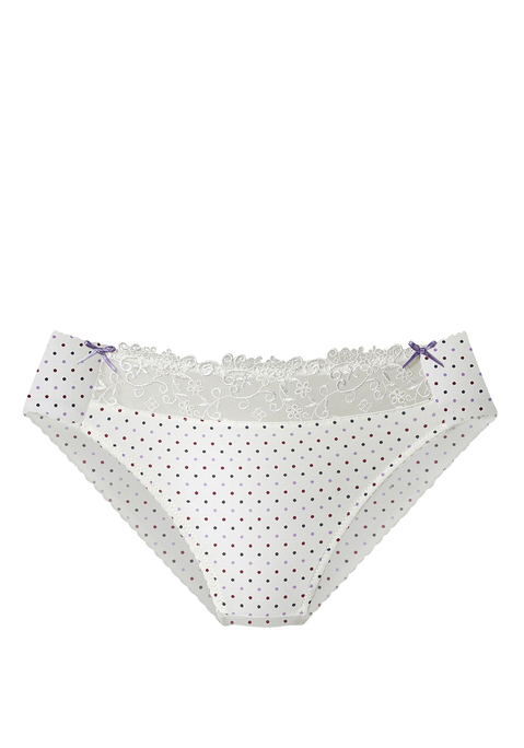 Bild: Slip von Nuance by Lascana: NUANCE: Slip. Schöner Stickereispitzeneinsatz vorne. Mit Baumwollzwickel. Aus 80% Polyamid, 10% Viskose, 10% Elasthan.