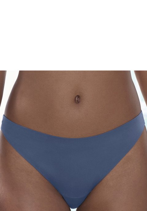 Bild: String von Nuance by Lascana: Basic String mit extraflachen, geklebten Kanten. Mit hohen Beinausschnitten. Nahezu unsichtbar unter eng anliegender Kleidung. Mit eingearbeitetem Baumwollzwickel. Passende BHs aus der gleichen Serie erhältlich. Aus 67% Polyamid, 33% Elasthan.