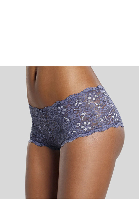 Bild: Panty von Nuance: Nuance: Panty aus Vollspitze. Mit Baumwollzwickel. Aus 90% Polyamid, 10% Elasthan.