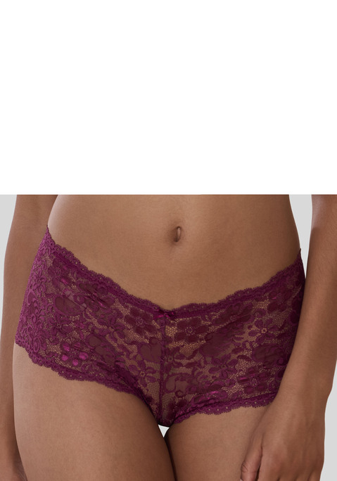 Bild: Panty von Nuance: Nuance: Panty aus Vollspitze. Mit Baumwollzwickel. Aus 90% Polyamid, 10% Elasthan.