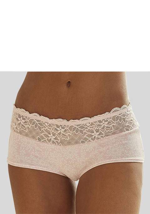 Bild: Panty von Nuance: Feminine Panty in abdeckender Schnittform. Aus angenehm weicher Baumwollmischung. Mit breitem Bund aus floraler Spitze. Passende BH's aus der gleichen Serie erhältlich. Mit eingearbeitetem Baumwollzwickel. Obermaterial: 85% Baumwolle, 10% Polyamid, 5% Elasthan.