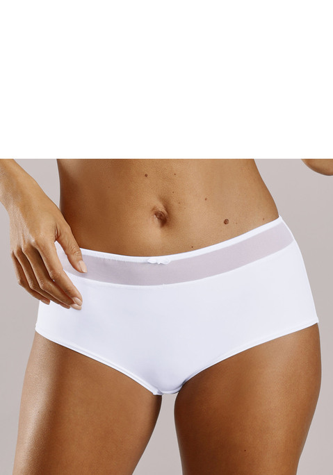 Bild: Panty von Nuance: Elegante Panty in abdeckender Schnittform. Feine Zierschleife mit Schmuckaccessoire in der vorderen Mitte. Mit breitem Bund aus dezent transparentem Mesh. Mit eingearbeitetem Baumwollzwickel. Passender BH aus der gleichen Serie erhältlich. Obermaterial: 85% Polyamid, 15% Elasthan.