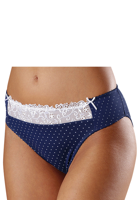 Bild: Slip von Nuance: NUANCE: Slip. Schöner Stickereispitzeneinsatz vorne. Mit Baumwollzwickel. Aus 80% Polyamid, 10% Viskose, 10% Elasthan.