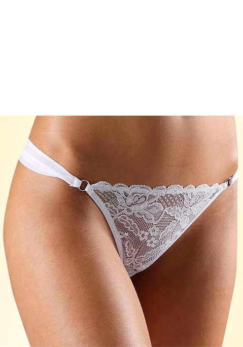 Bild: String von Nuance: Nuance: String vorn aus schöner Jacquardspitze, hinten mit edler Strass-Spange in Schmetterlingsform. Mit Baumwollzwickel. Aus 90% Polyamid, 10% Elasthan.