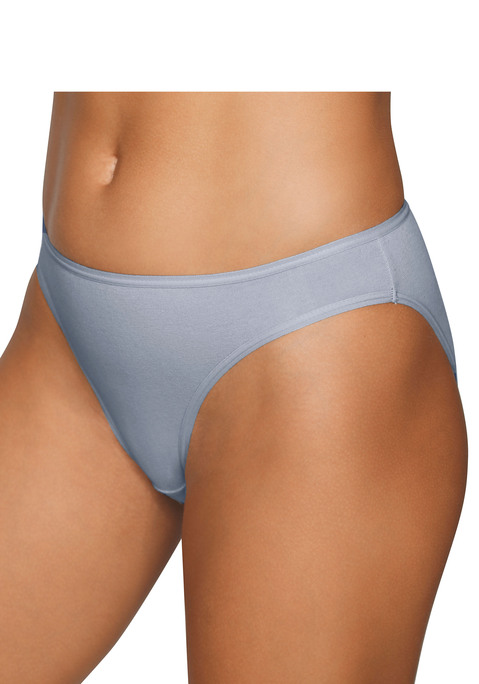 Bild: Bikinislip von petite fleur by Lascana: Bikinislips im praktischen 10er-Pack in verschiedenen Farbvarianten. Elastische Einfassungen am Bund und an den Beinausschnitten. Einsatz von Baumwolle, die die Initiative Cotton made in Africa unterstützt.