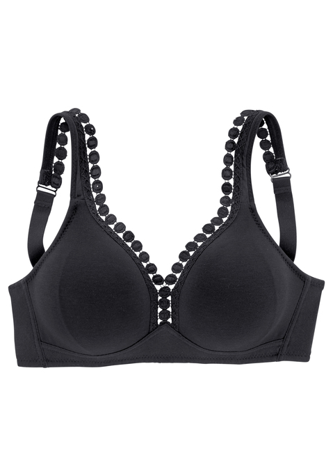 Bild: Soft-BH von petite fleur by Lascana: Soft-BH ohne Bügel rundum aus weicher Baumwoll-Qualität. Nahtlos vorgeformte, unwattierte Cups - perfekt auch als T-Shirt-BH unter engen Oberteilen. Hübsche Zierkante entlang des Dekolletés und der Träger. Individuell verstellbare Träger sowie Rückenverschluss. Mit Liebe & Leidenschaft in Hamburg kreiert. Aus 80% Baumwolle, 15% Viskose, 5% Elasthan.